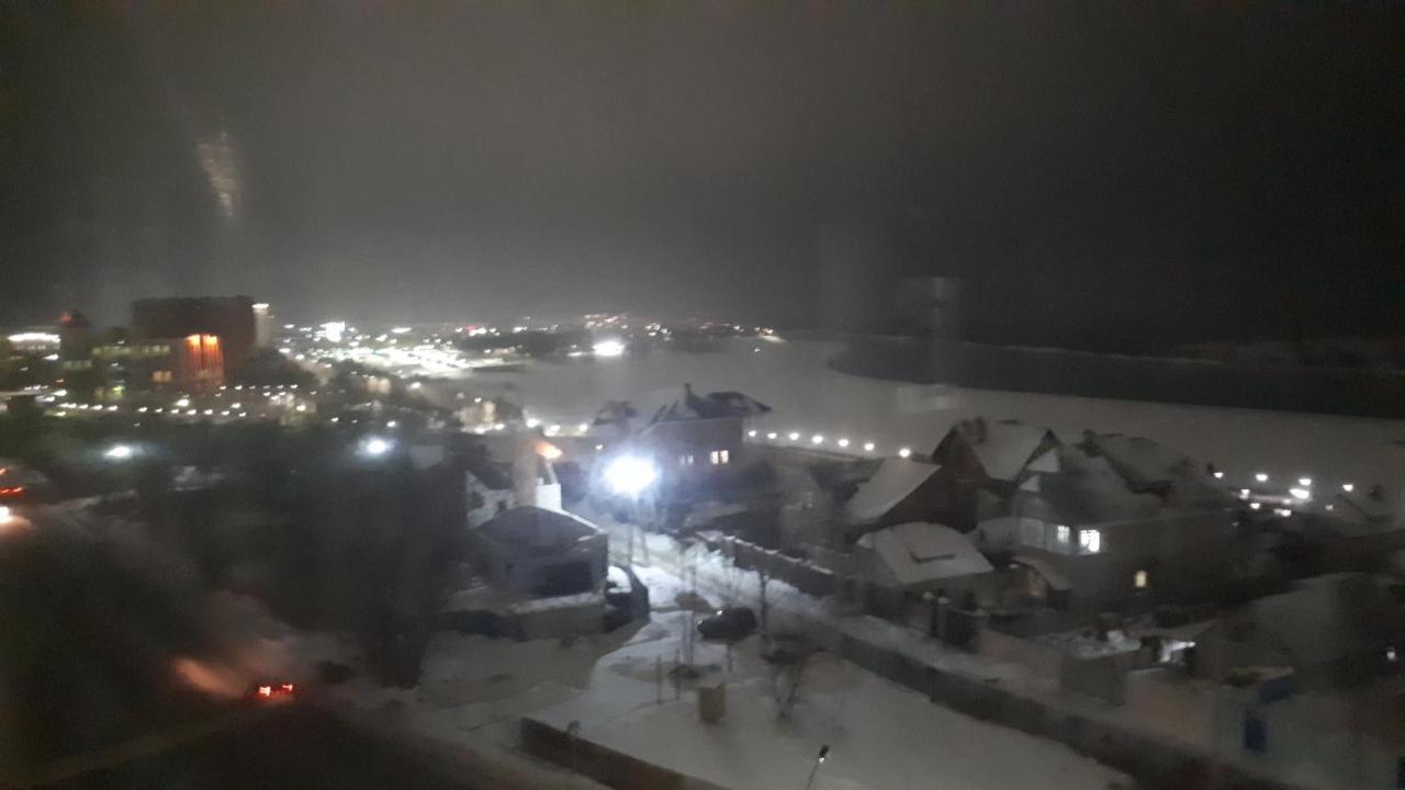 Элитная Квартира На Набережной Реки Иртыш Pavlodar Ngoại thất bức ảnh